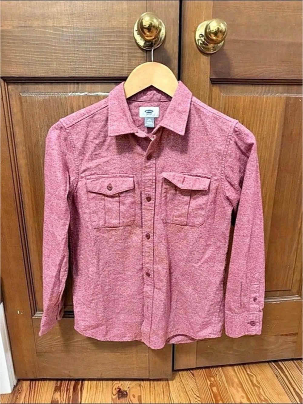 Old Navy Boy’s Heathered Red Button Down Shirt youth 10/12 unisex